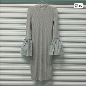 CAD Women's Sweater Dress Size Medium Gray Stretch Bell Sleeve Crew Neck Party